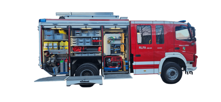 Bild zeigt das Feuerwehrfahrzeug RLF-A 2000-200 der Feuerwehr Fernitz